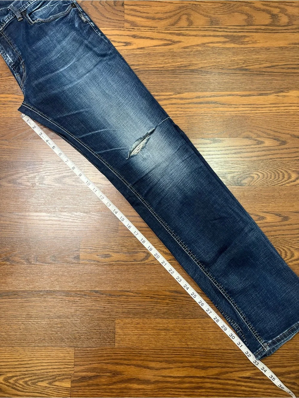 Silver Jeans, Allan in Medium/Dark Wash size Men’s W34/L34